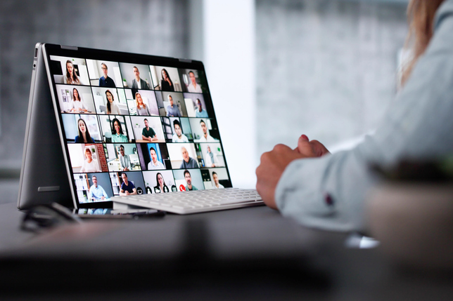 Rotina híbrida sem caos: boas práticas para um 2026 mais eficiente